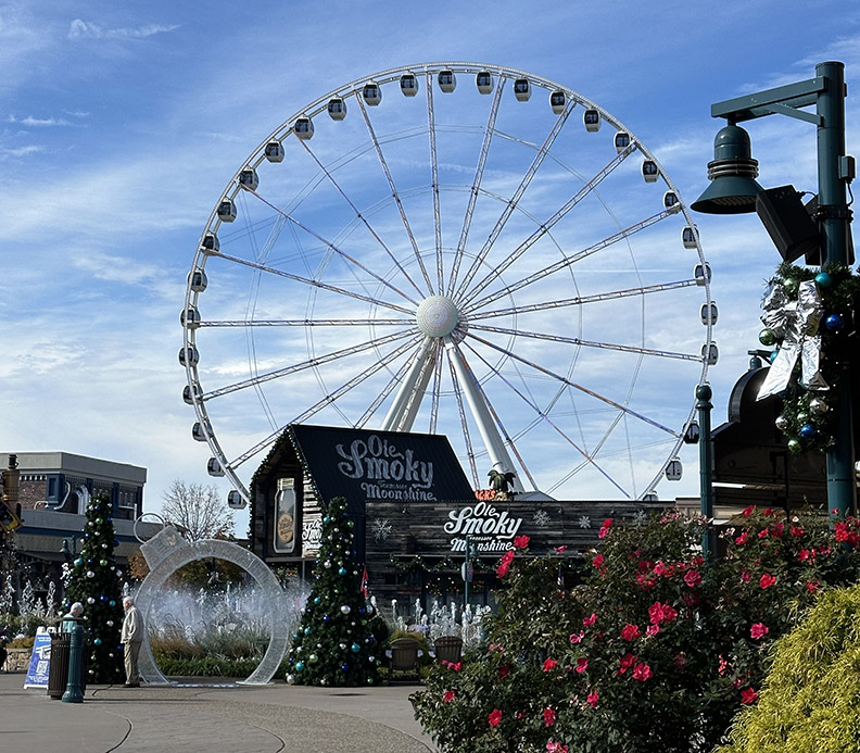 The giant Ferris Wheel at the Island in Pigeon Forge