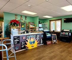 SunShine & Cinnamon Café inside