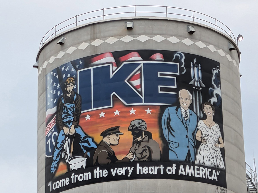 mural of Ike on the top of a water tower