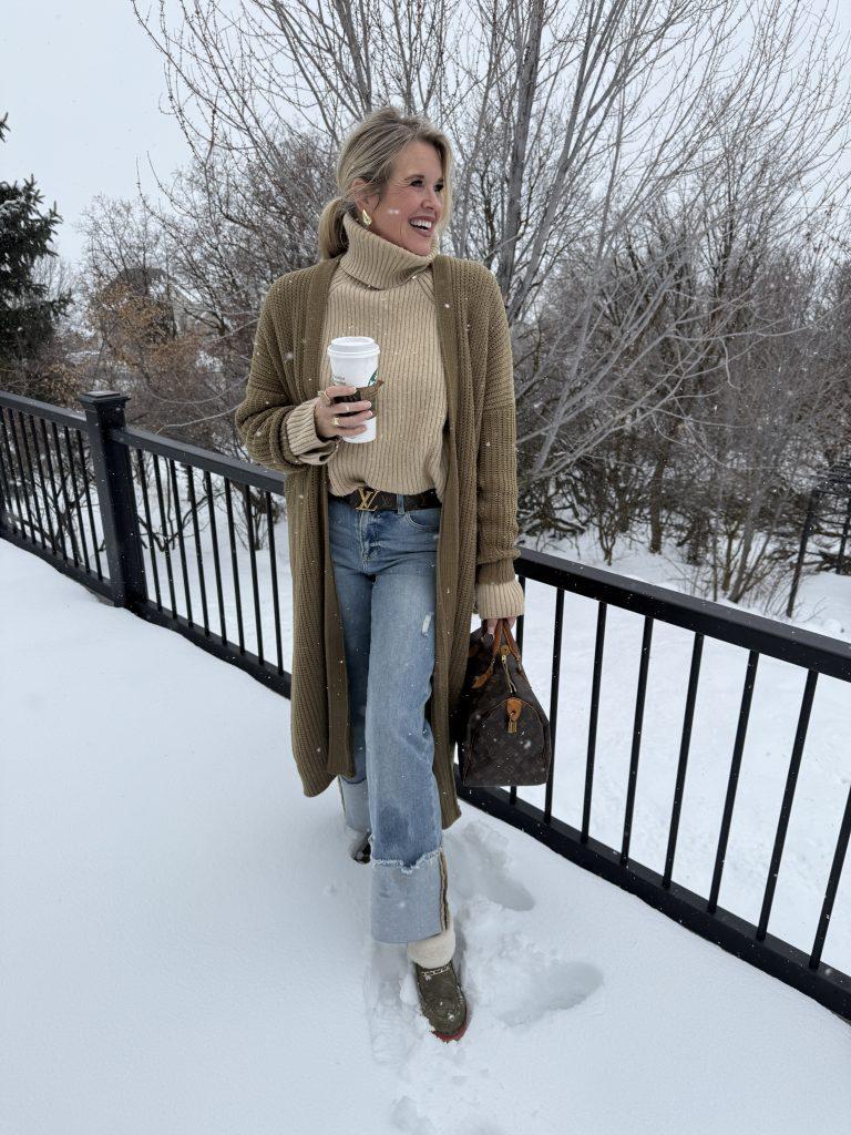 Someone wearing wrinkle free clothes while traveling