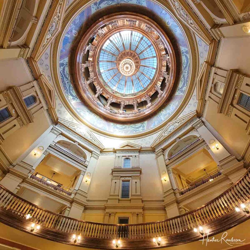 the inside of a round dome of the topeka kansas capitol building 